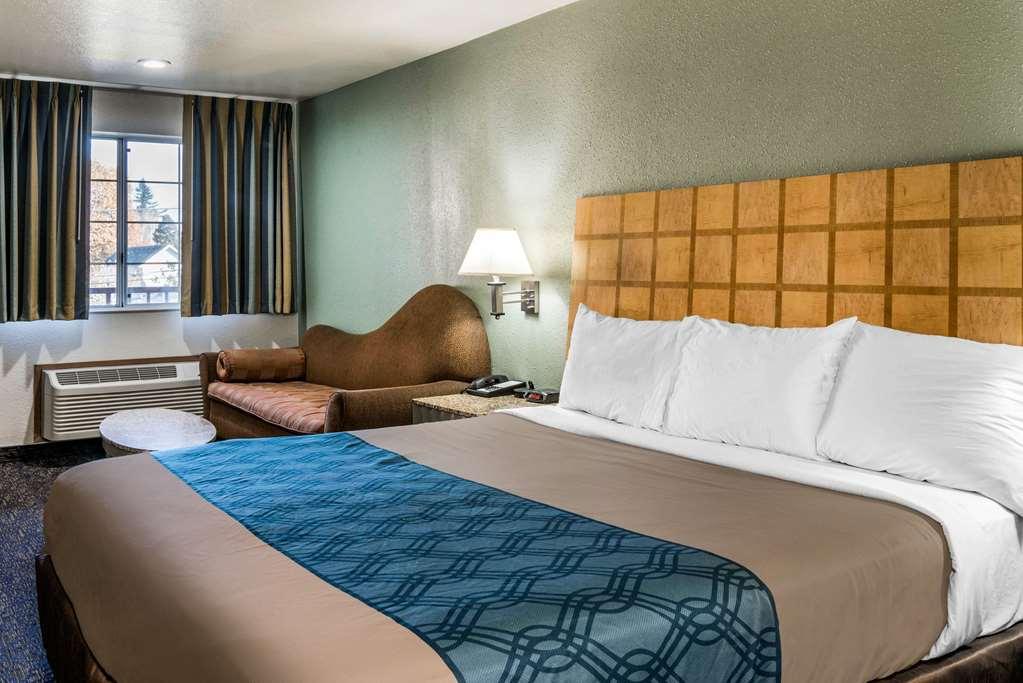 Econo Lodge Portland Airport Стая снимка