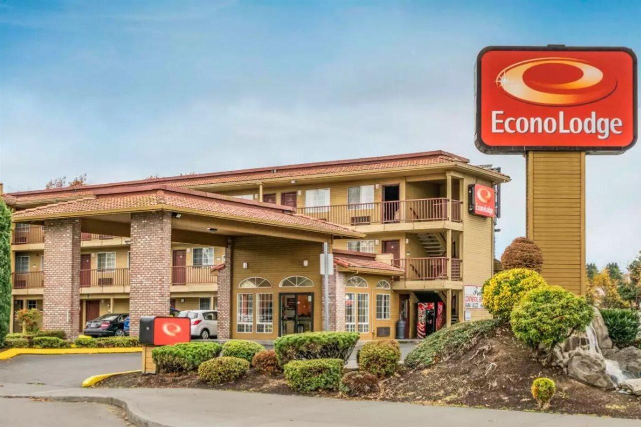 Econo Lodge Portland Airport Екстериор снимка