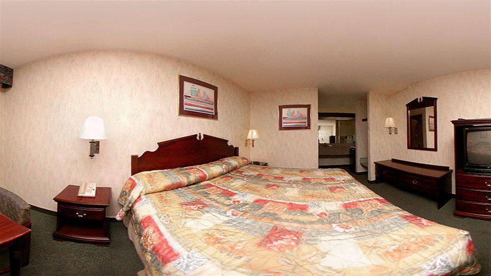 Econo Lodge Portland Airport Екстериор снимка